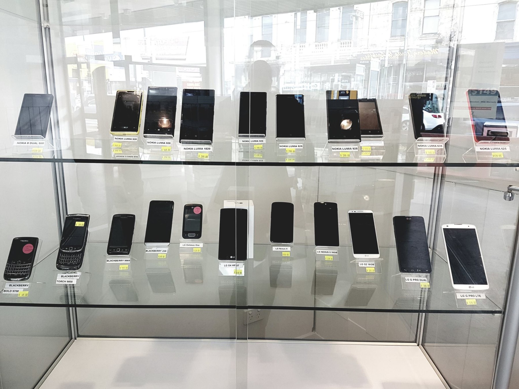 Second Hand Phones EASTLAND RINGWOOD Computers & Technology All