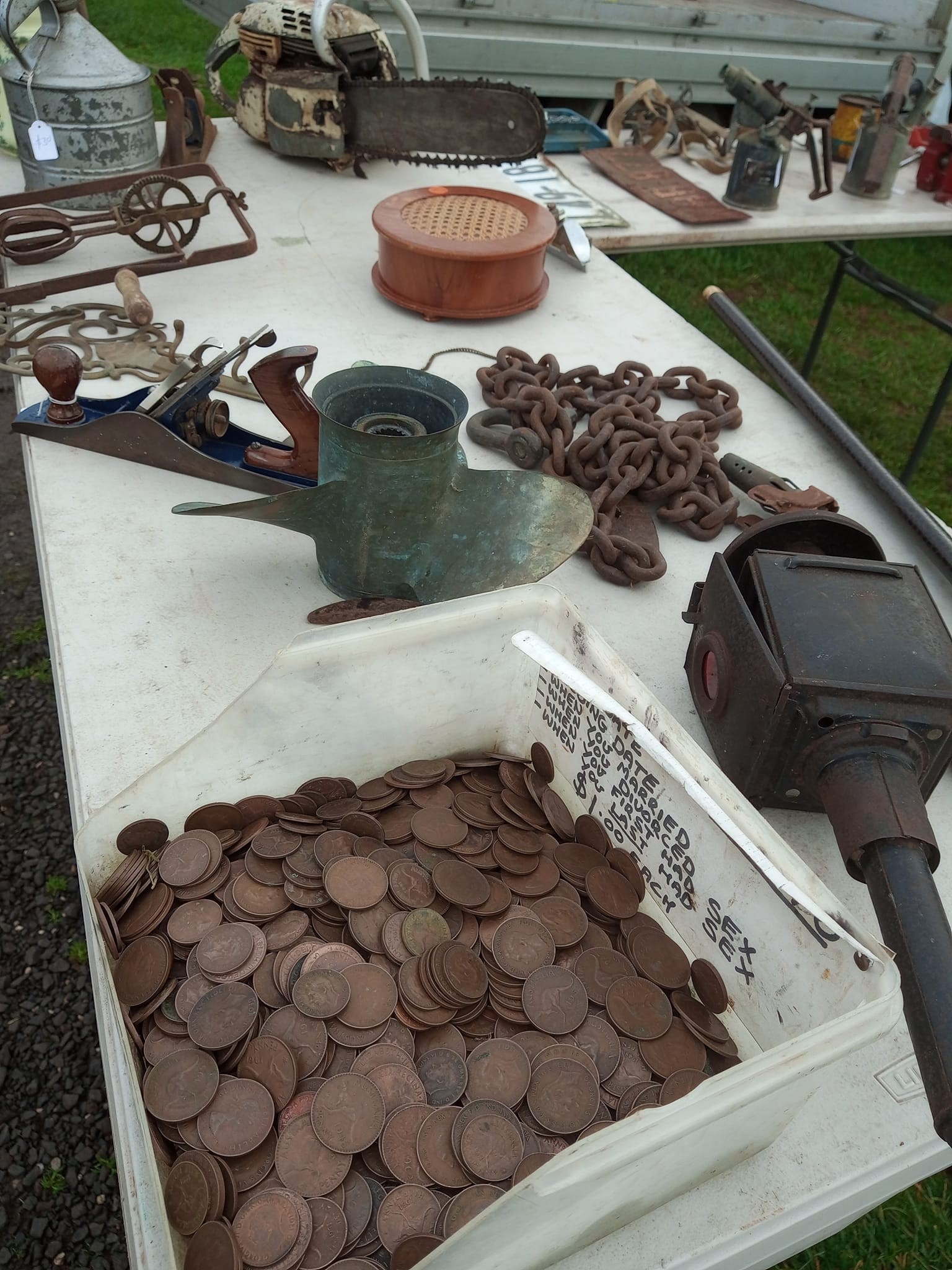 Daylesford Sunday Market Search Second Hand