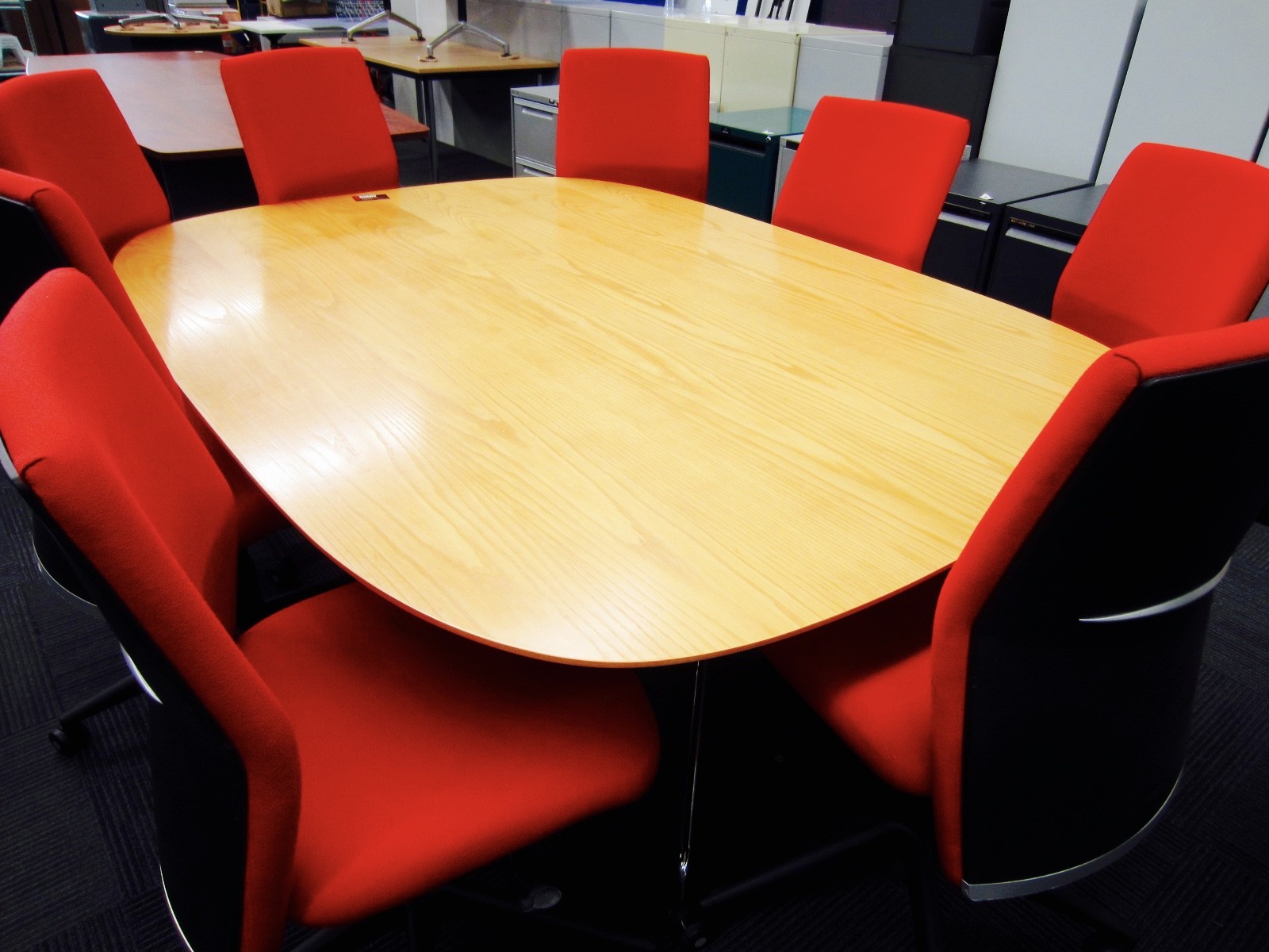 GIANT Office Furniture Search Second Hand