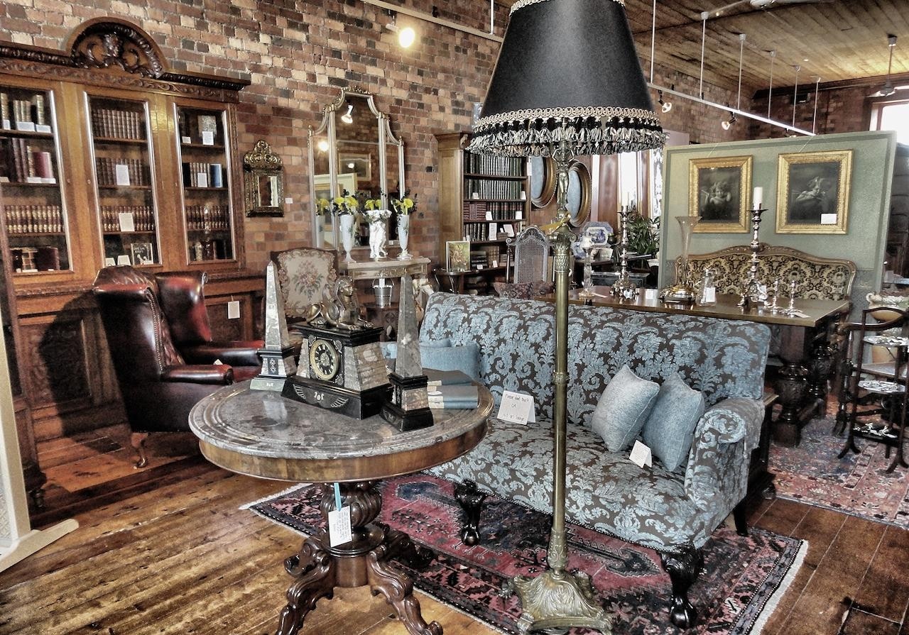 Nickleby's Antiques