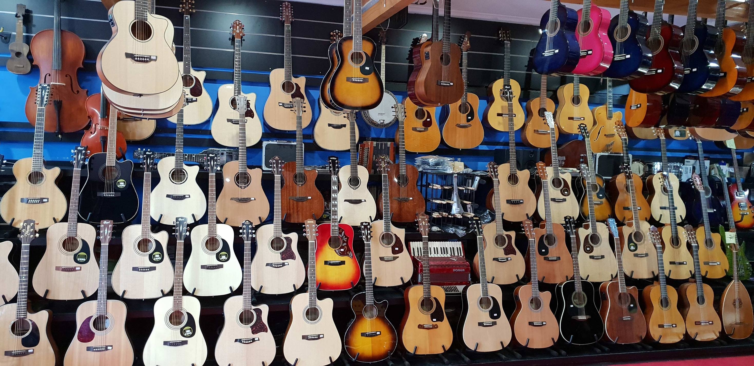Guitar Village