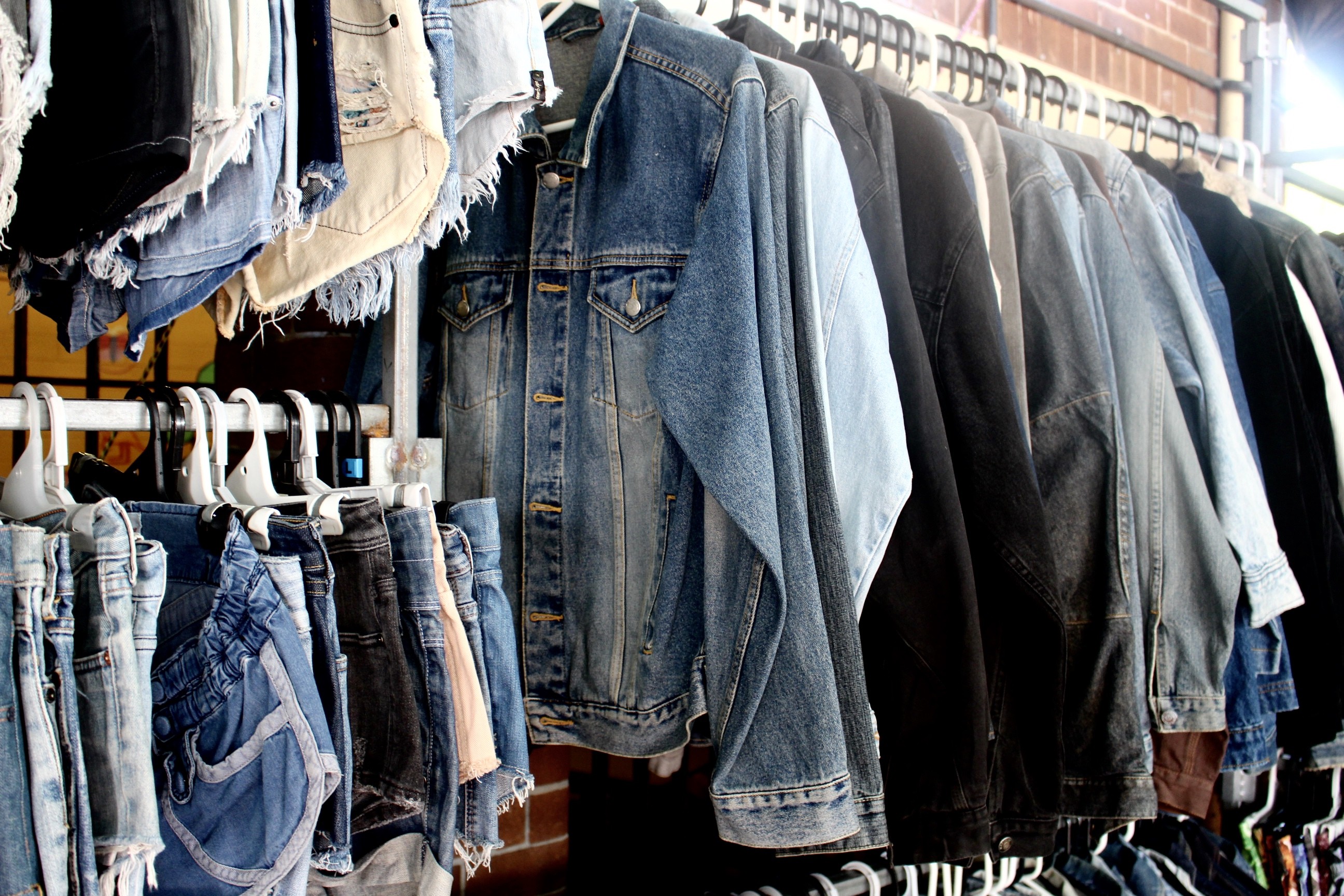 C's Flashback @ GLEBE MARKET  ~ Vintage Clothing & Accessories ~